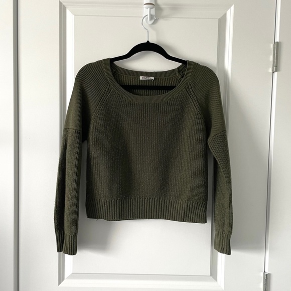 ARITZIA / TNA / GREEN KNIT LONG SLEEVE SWEATER